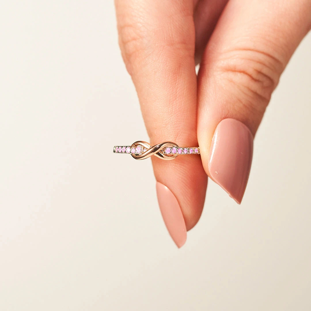 Skab opmærksomhed om brystkræft – Pink Infinity-diamantring [KØB 1, FÅ 1 GRATIS]