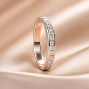 Elegant hvidguldsring med zirkonia