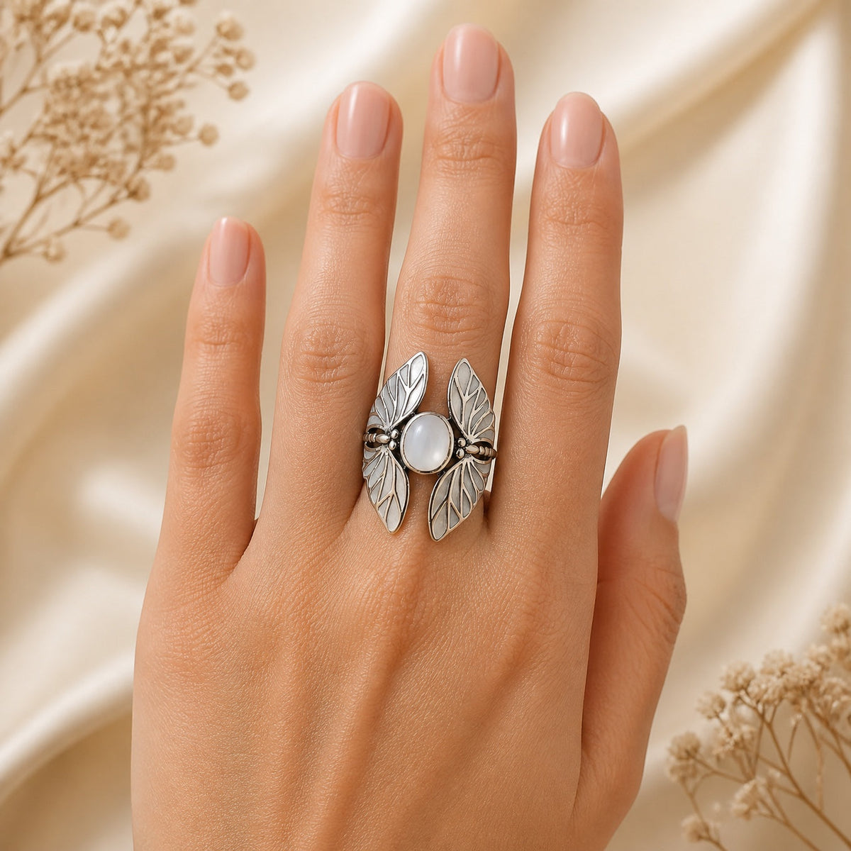 Tidløs Månesten Sommerfugl Ring