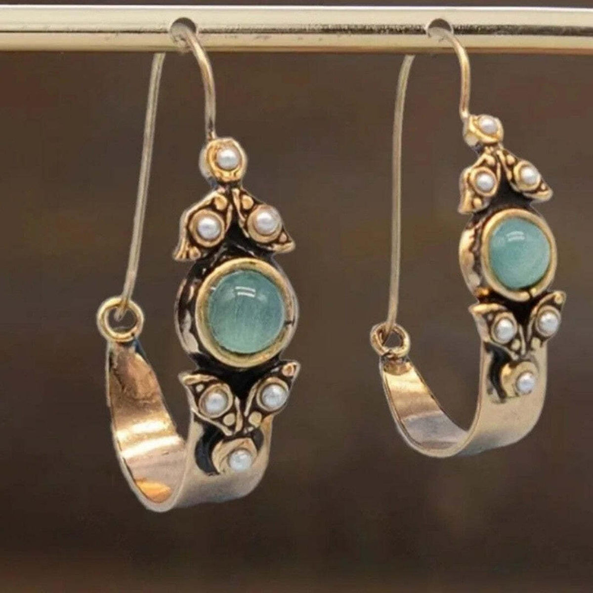 Klassiske sølv mint cabochon perle bøjleøreringe
