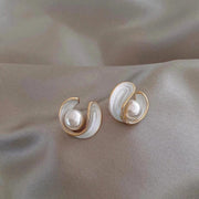 Elegante hvide opalsmykker