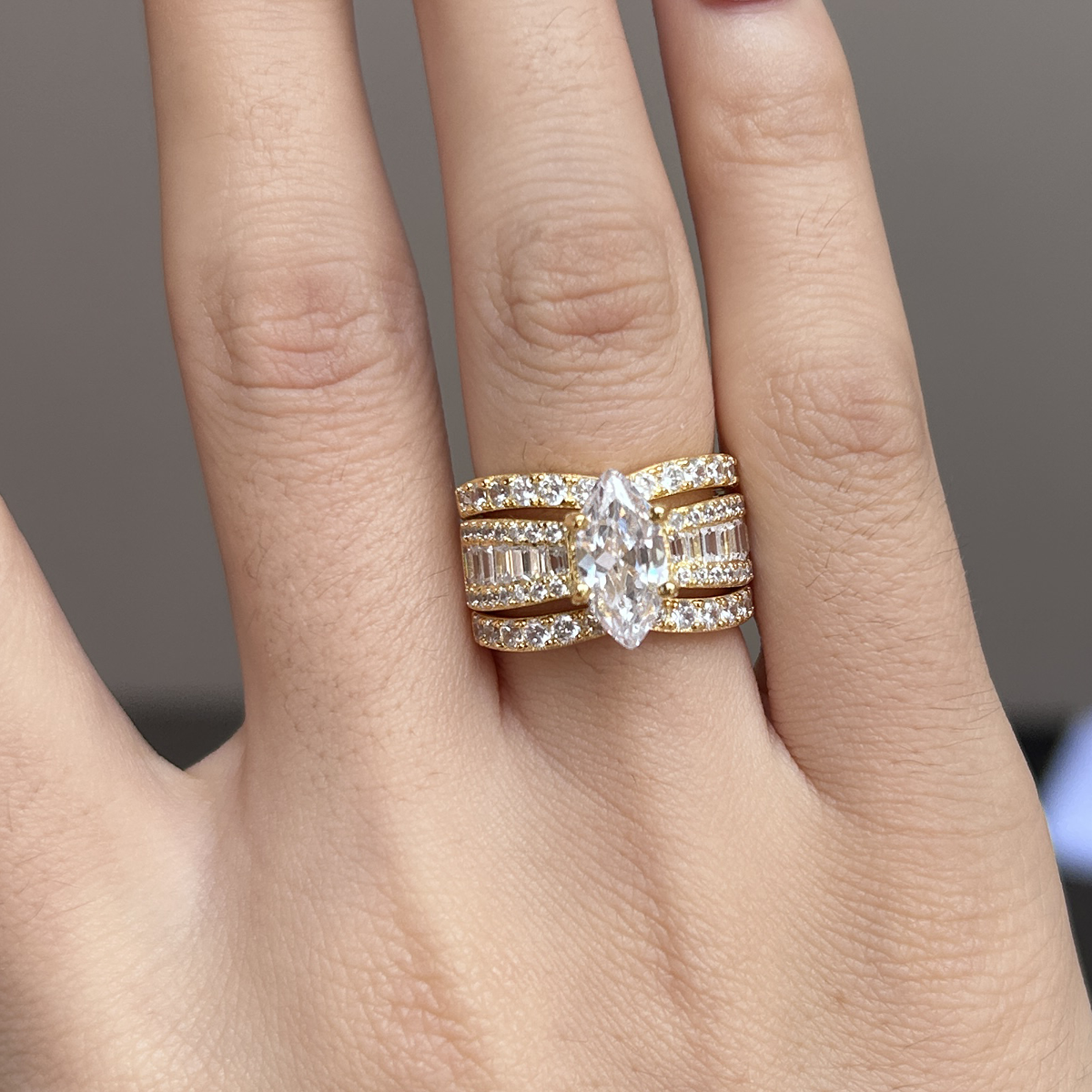 Veronika | Ring