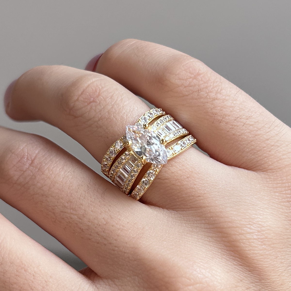 Veronika | Ring
