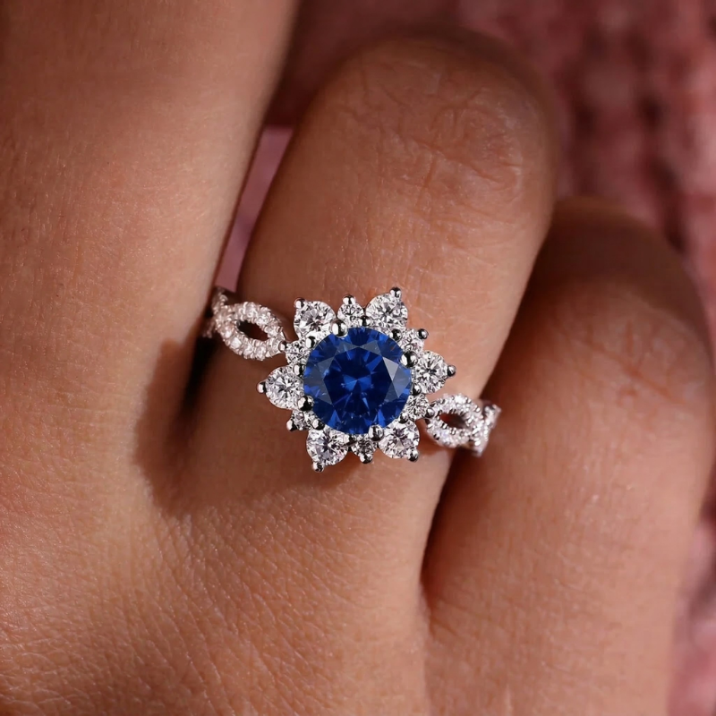 Krystal-safir-blomsterring | Hvidguld