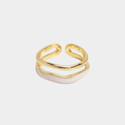 Beatrix – Gylden ring med enkel silhouette