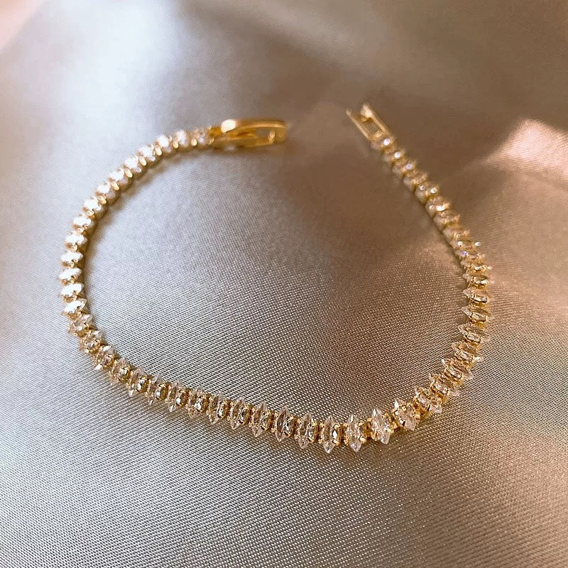 Vionelle marquise tennisarmbånd | Guld