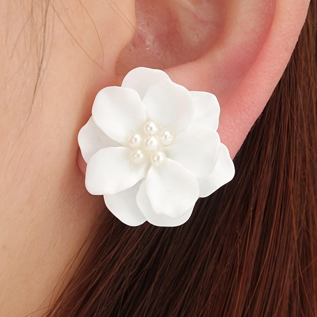 Pearl Center White Blossom Studs