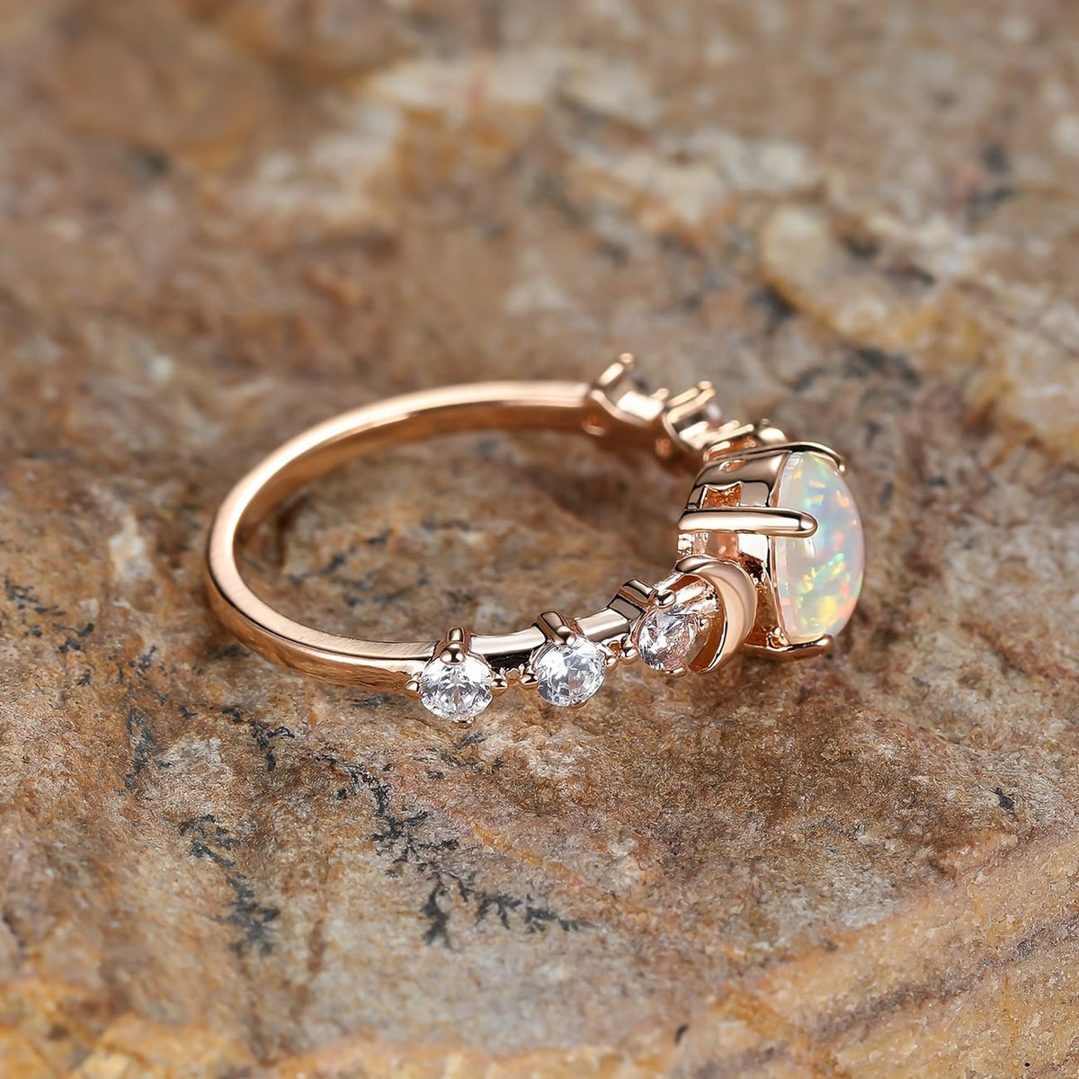 Opal-måne-ring | Rosaguld