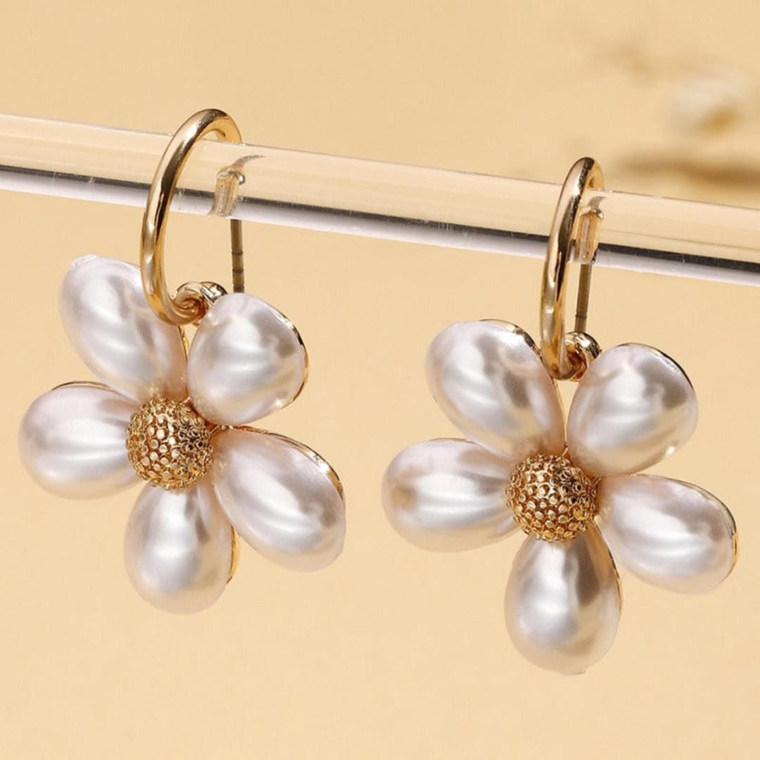 Pearl Petal Daisy Drop-øreringe