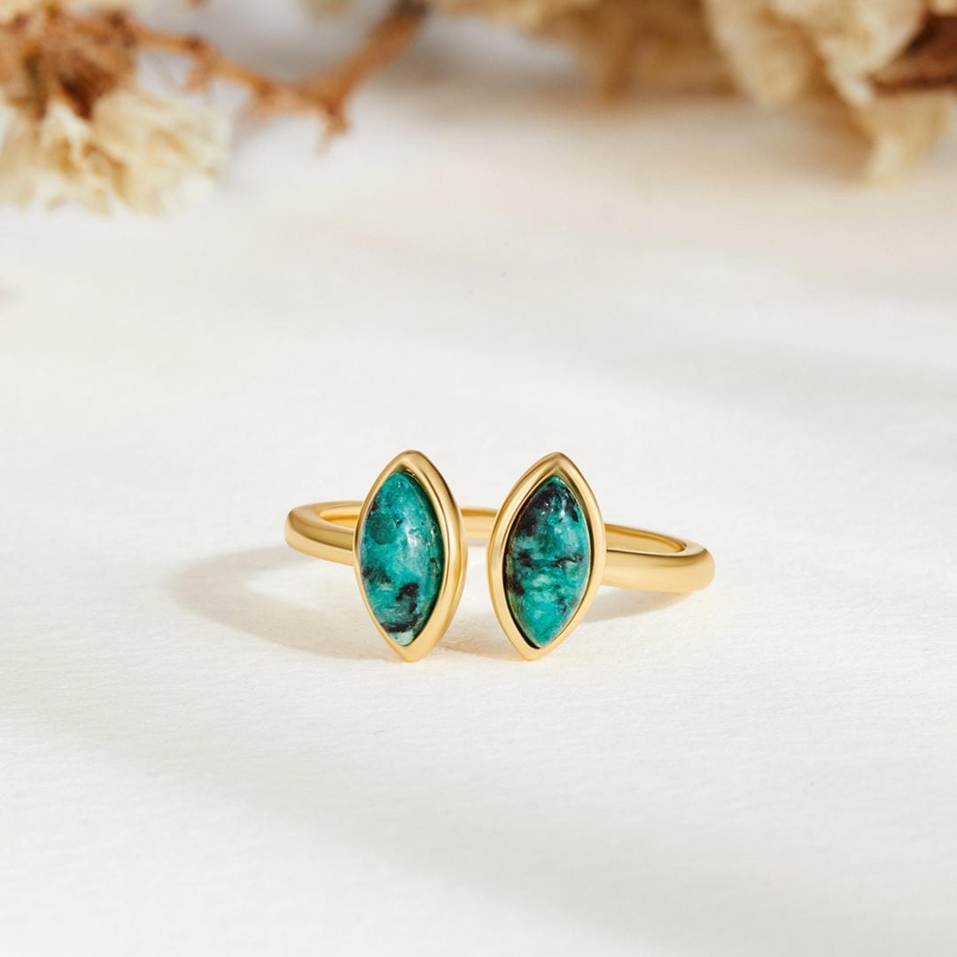 Justerbar Luxe Emerald Ring med Omslag