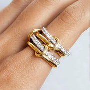 Ring med sammenflettet zirkonia